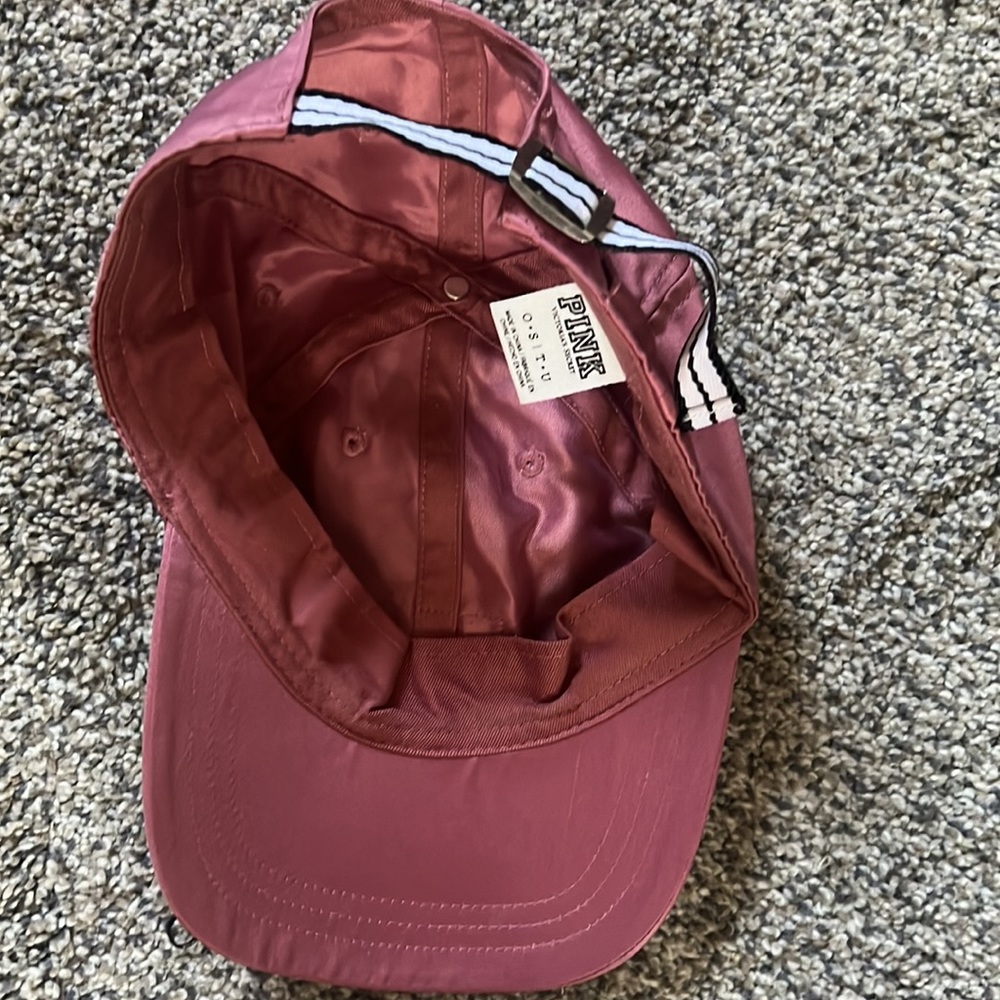 Pink hat - Picture 2 of 5